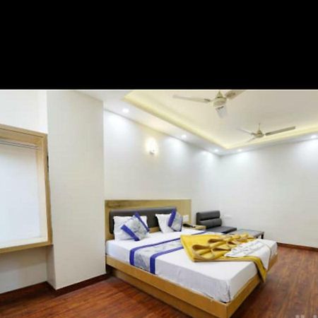 Hotel Le Mem Delhi  Esterno foto