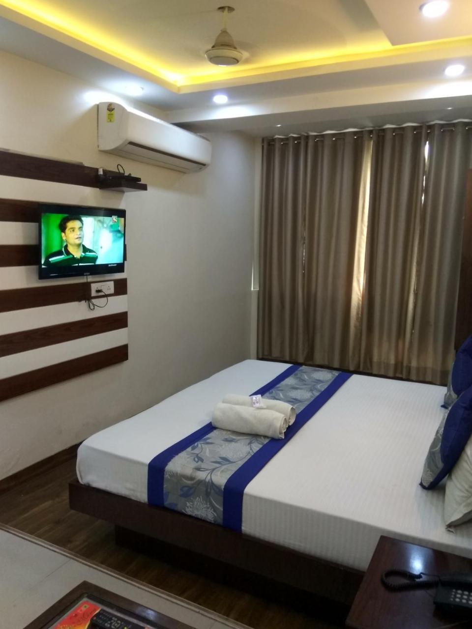 Hotel Le Mem Delhi  Esterno foto