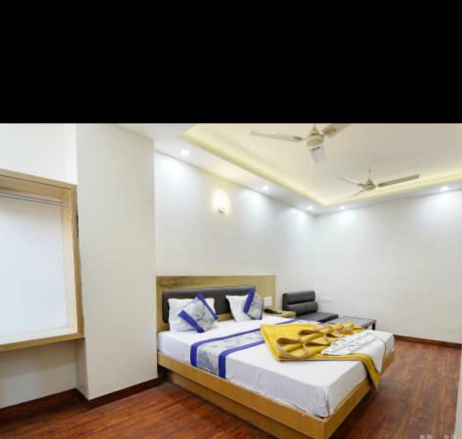 Hotel Le Mem Delhi  Esterno foto