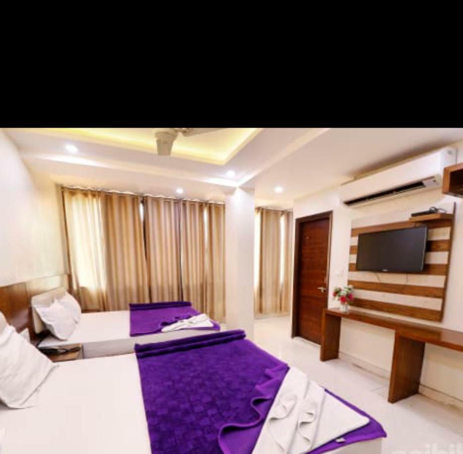 Hotel Le Mem Delhi  Esterno foto