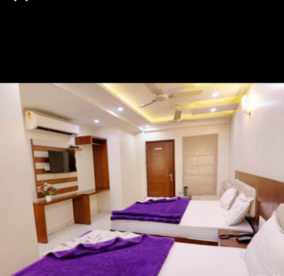 Hotel Le Mem Delhi  Esterno foto
