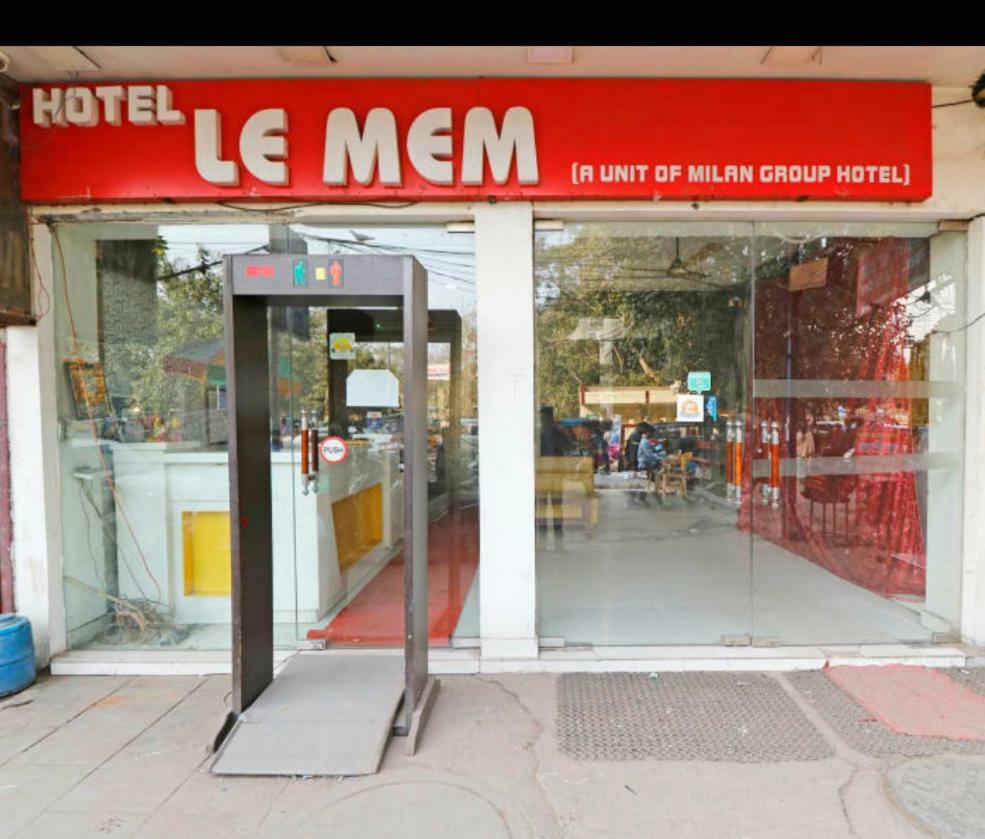 Hotel Le Mem Delhi  Esterno foto